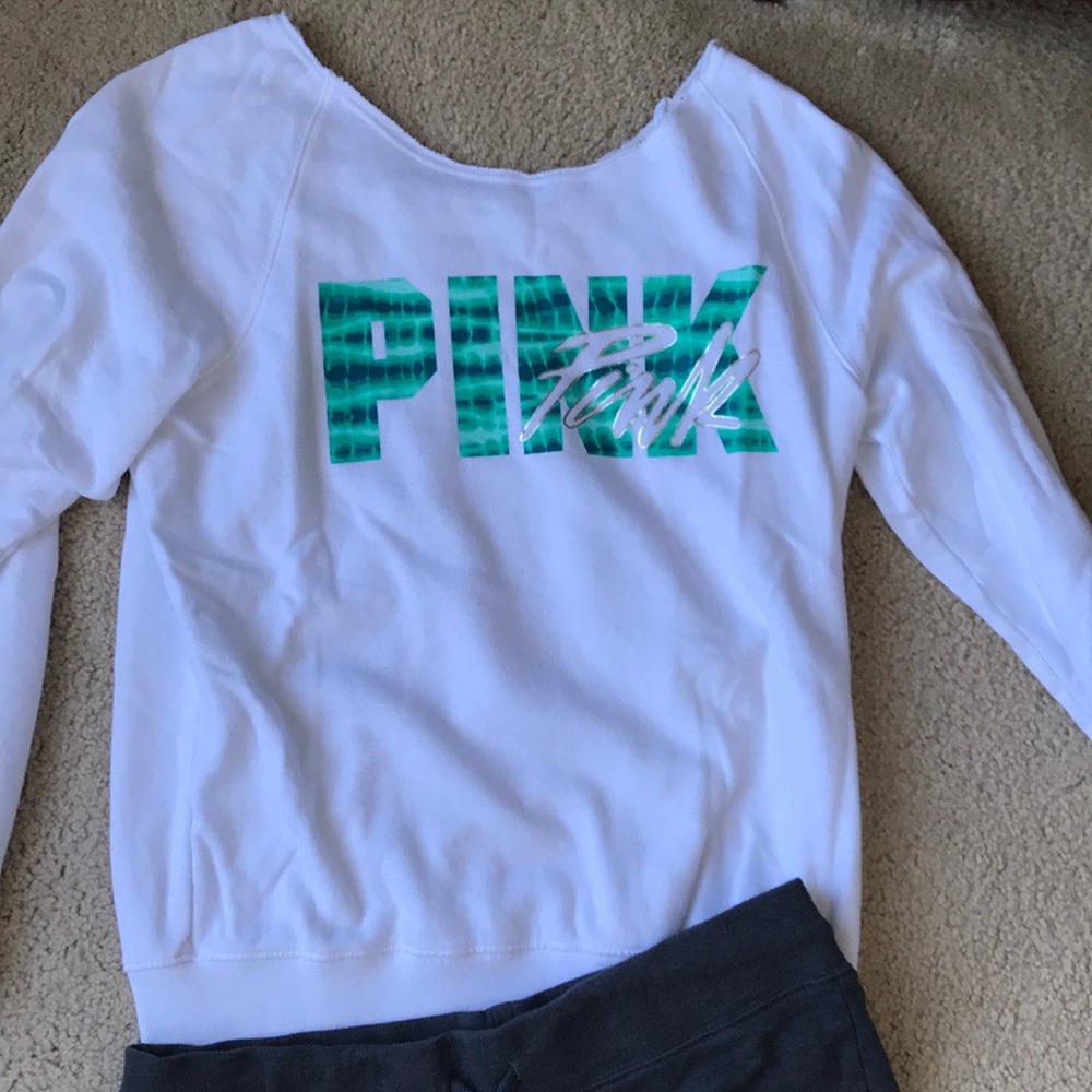 NWOT VS PINK crew neck